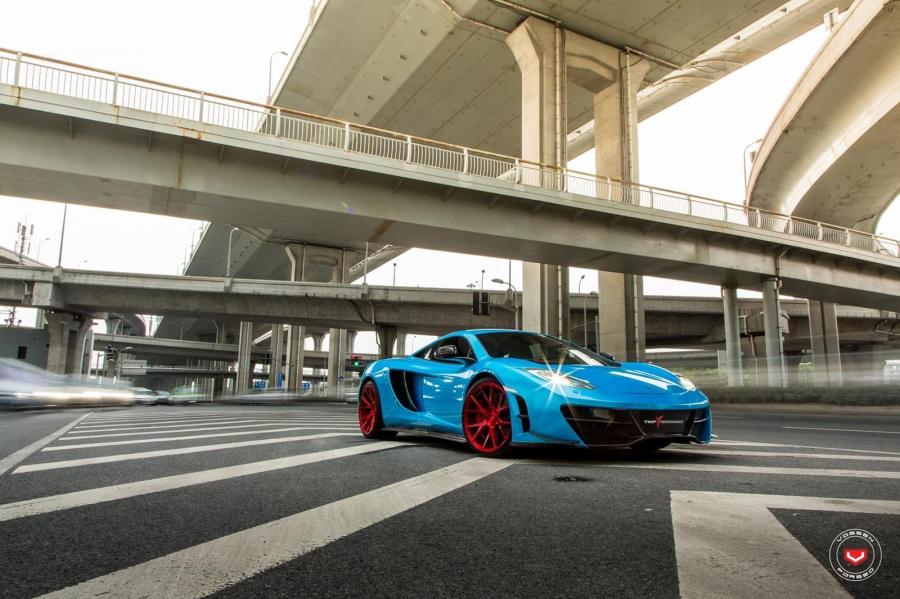  McLaren MP4-12C on Vossen Wheels (VPS-306) 2016 года  (фото 25 из 51)